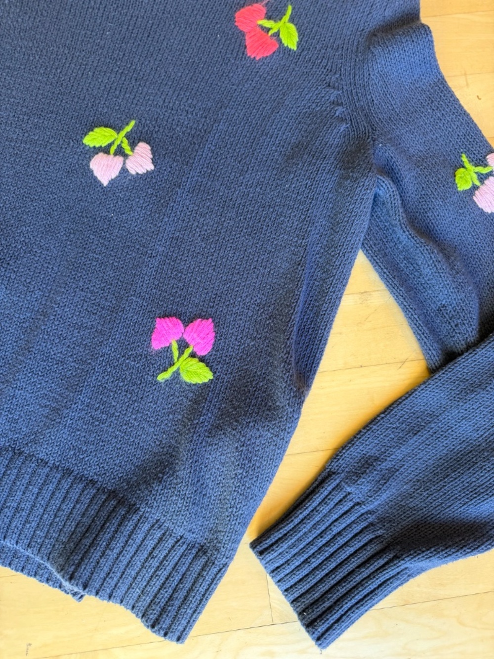 Lisa Todd Cherry Pick Navy sweter, M, CB2836 - Picture 3 of 4